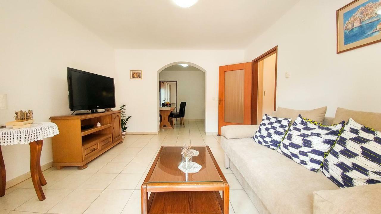 Sunny Apartment Valbandon ฟาชานา ภายนอก รูปภาพ